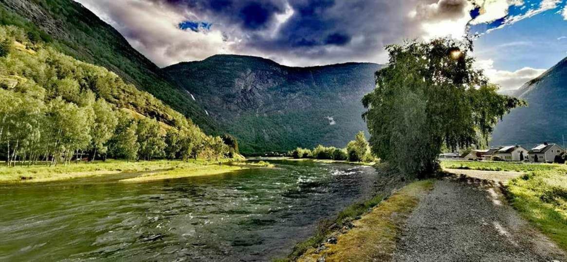 Kvammehuset Pa Gamle Laerdalsoyri Villa Luaran gambar
