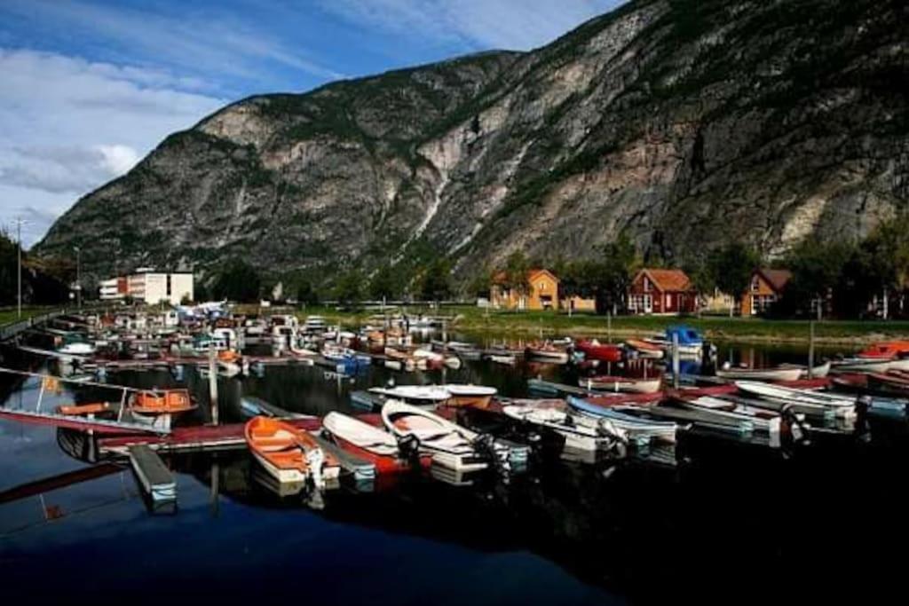 Kvammehuset Pa Gamle Laerdalsoyri Villa Luaran gambar