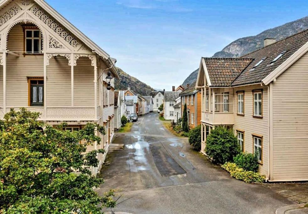 Kvammehuset Pa Gamle Laerdalsoyri Villa Luaran gambar