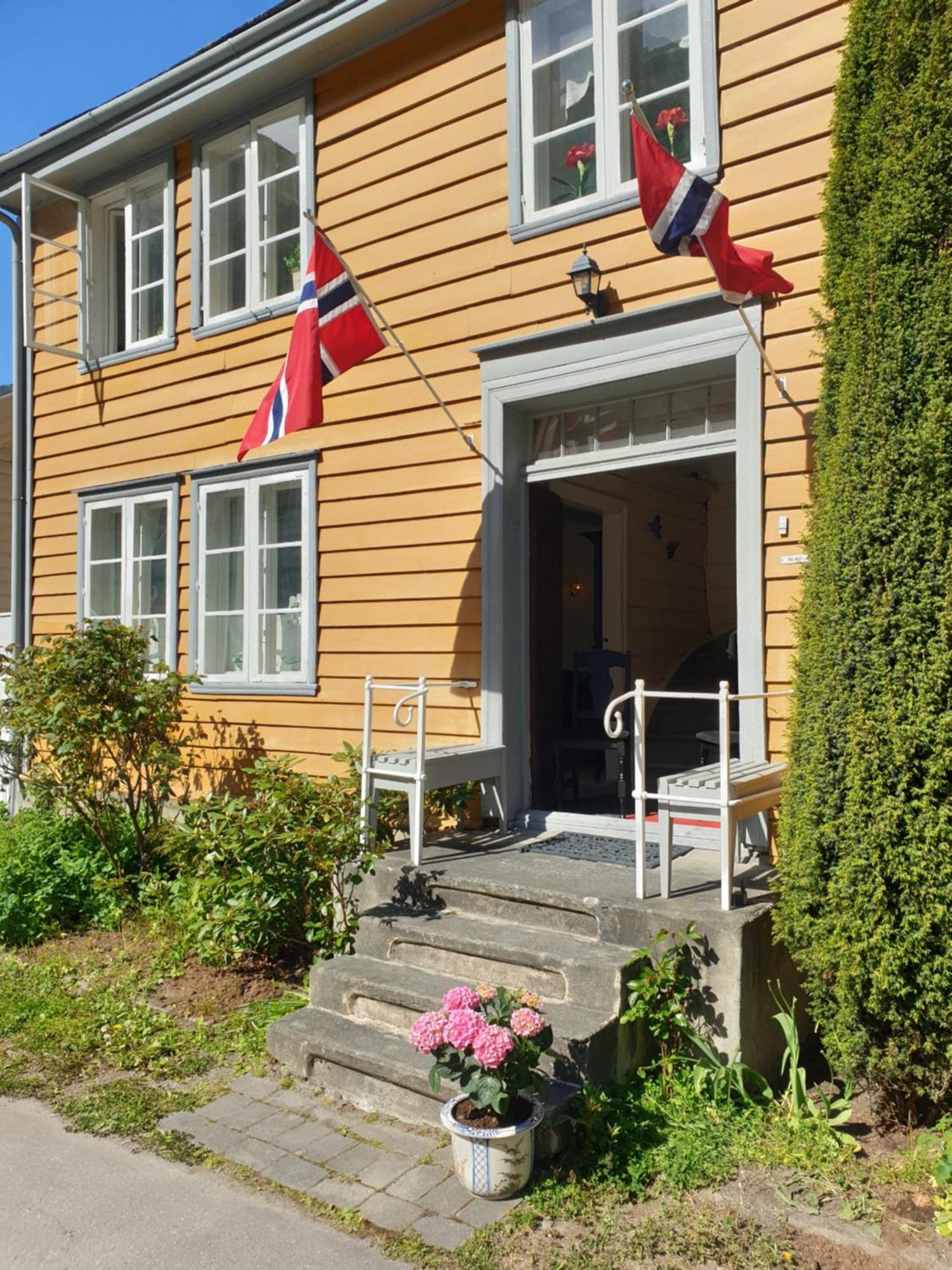 Kvammehuset Pa Gamle Laerdalsoyri Villa Luaran gambar